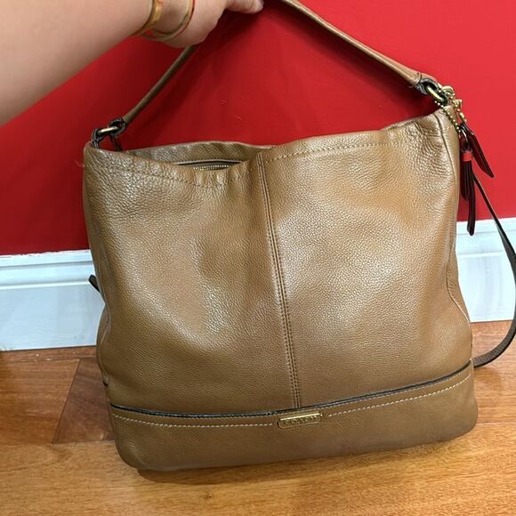 Coach British Tan Leather Hobo Adj. Strap 2 Way Shoulder Zip Close - Picture 5 of 16